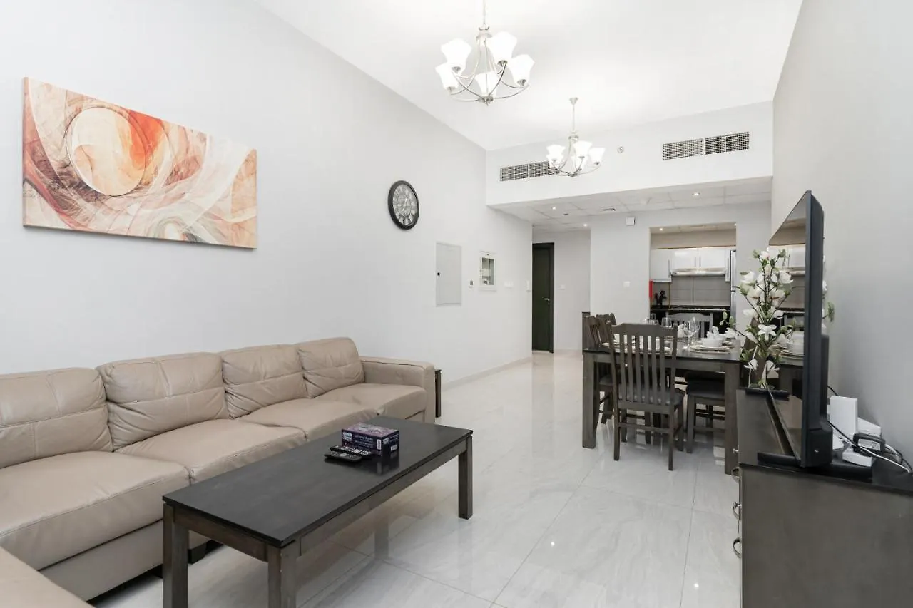 Spacious 4Bd En-Suite Apt I Canal View I Fast Wifi Dubai 0*,  United Arab Emirates