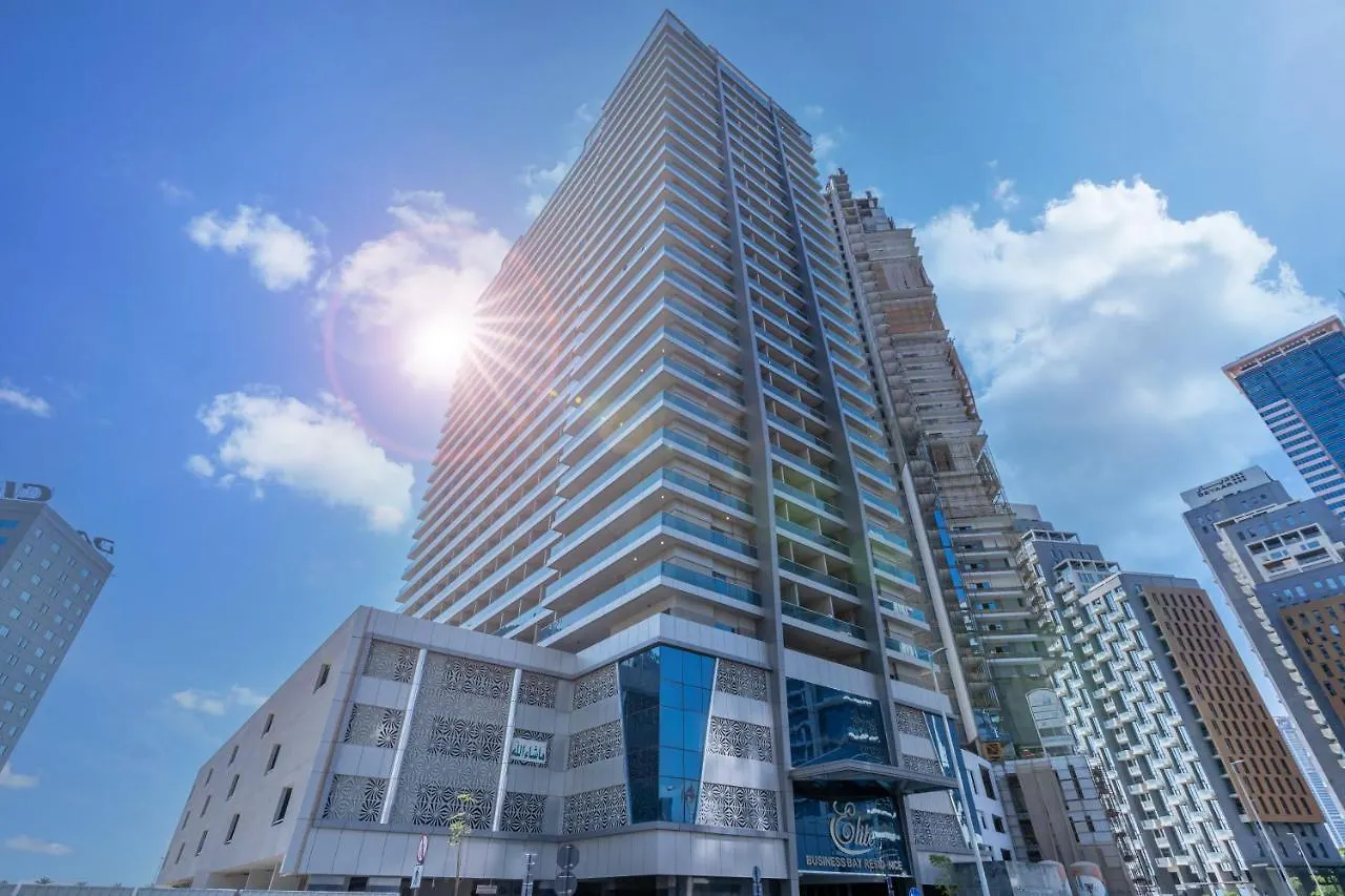 Spacious 4Bd En-Suite Apt I Canal View I Fast Wifi Dubai