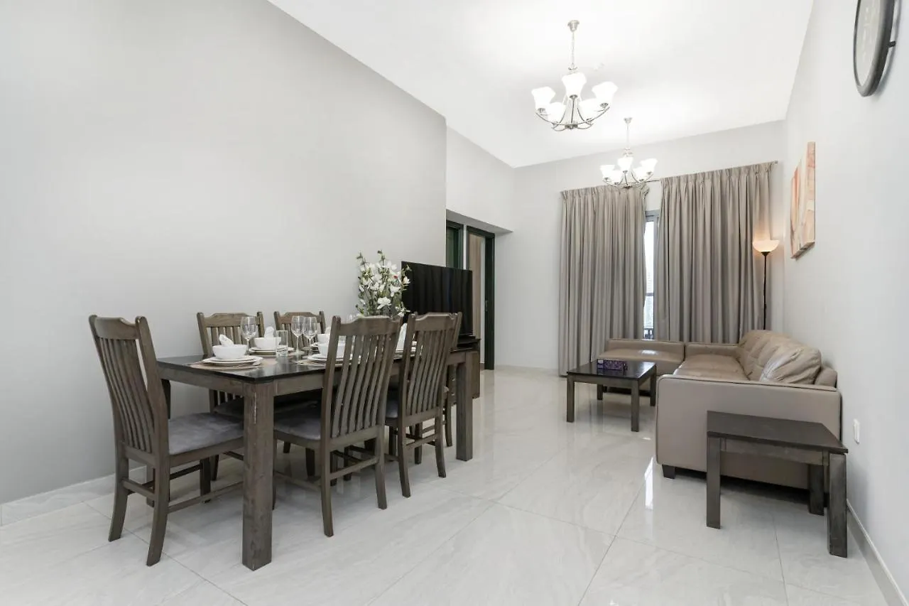 Spacious 4Bd En-Suite Apt I Canal View I Fast Wifi Dubai 0*,